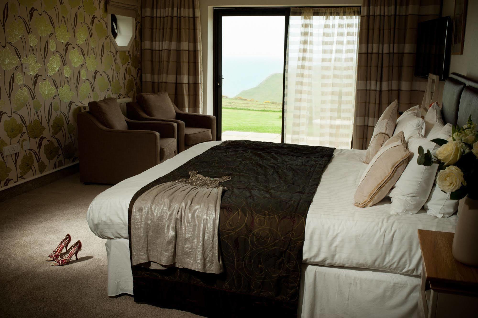 Soar Mill Cove Hotel Kingsbridge  Esterno foto